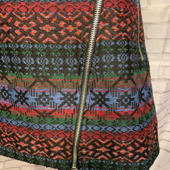 Maakif Vintage Southwest Style Sleeveless Zip Up Vest - Picture 5 of 8